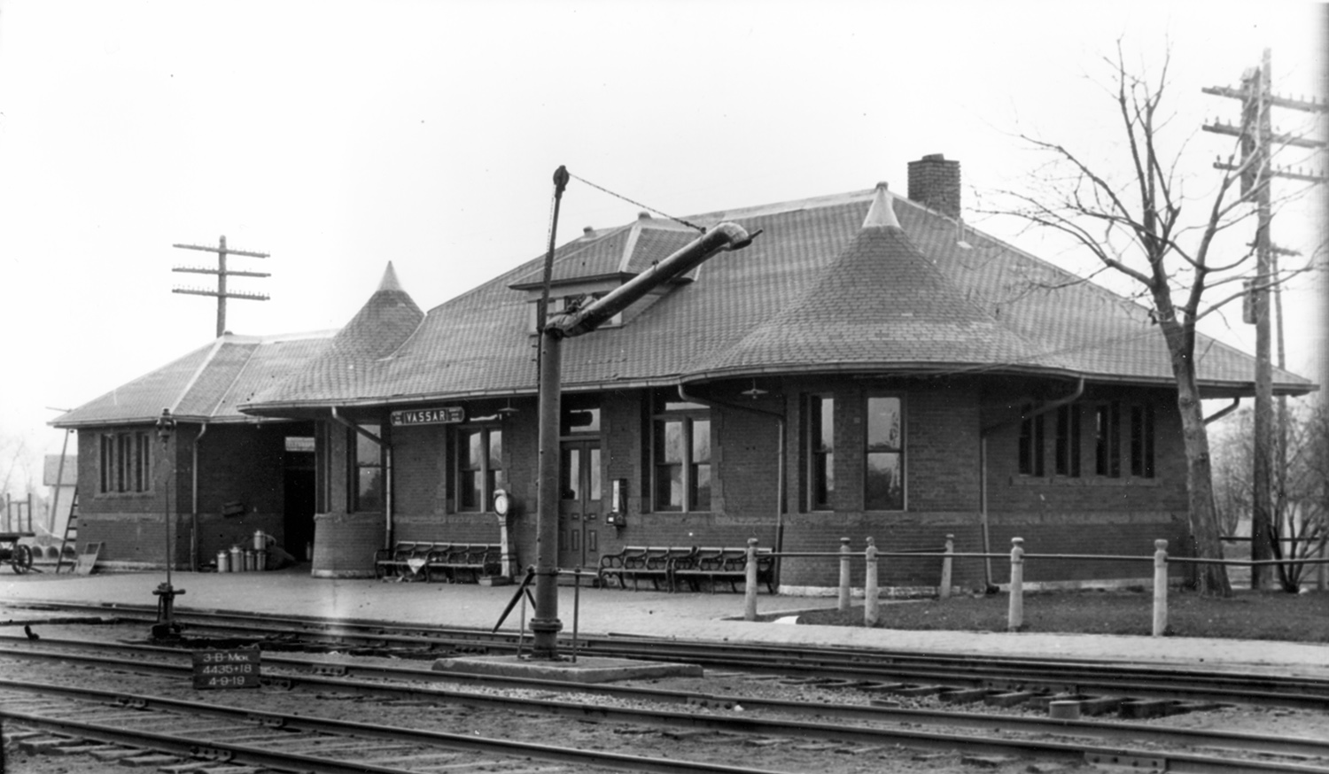 MC Vassar Depot